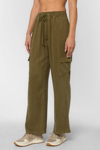 Lynlee Pesto Green Pant