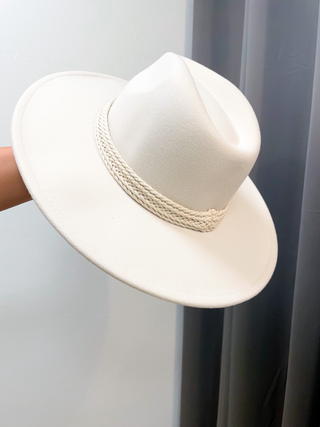 Cow Girl Hat Ivory